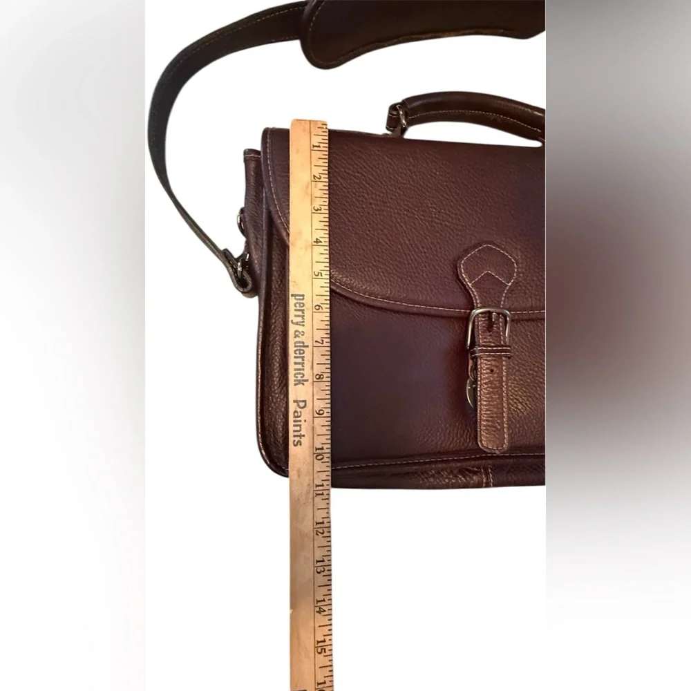 Allen Edmonds American Grain Collection Slim Briefcase in Dark Brown